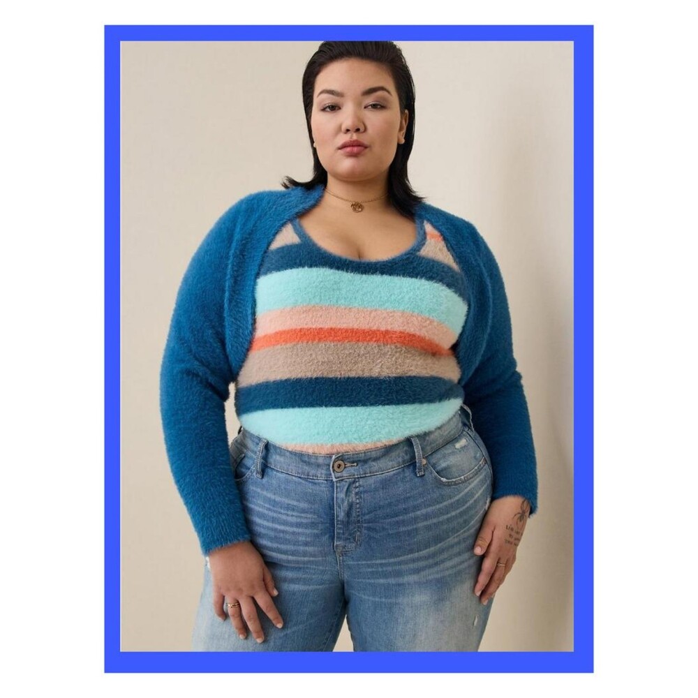 NWT Torrid 2X Midnight Blue Eyelash Knit Long Sleeve Shrug Sweater Size 18-20